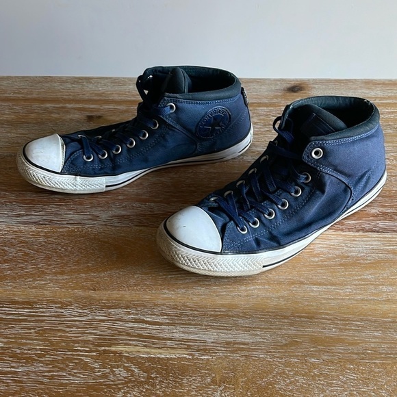 Converse All Stars Men’s Size 9.5 Women’s Size 11.5 - Picture 4 of 11